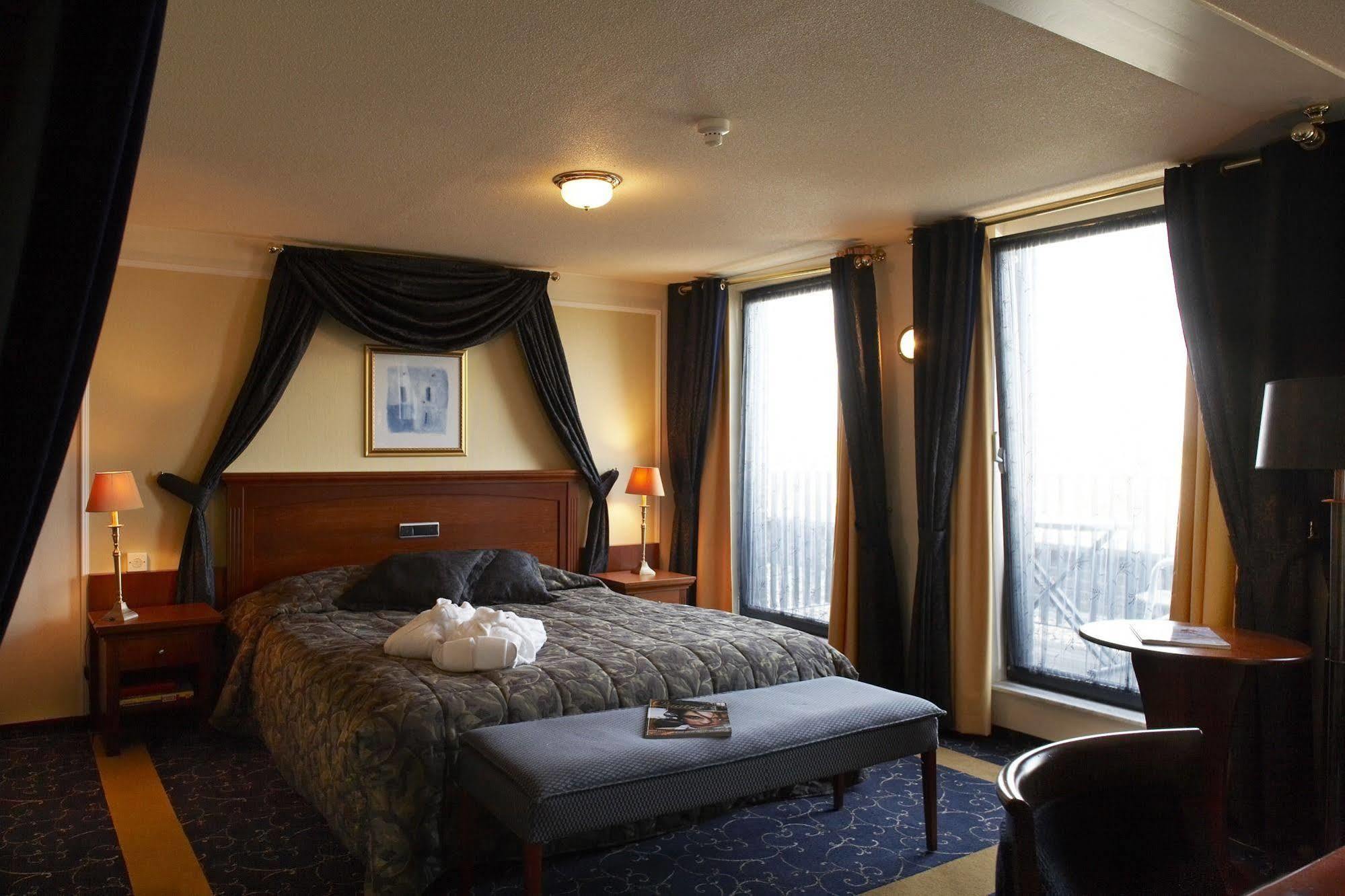 Amrath Grand Hotel De L'Empereur Maastricht Værelse billede